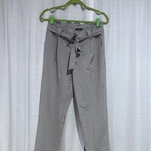 Paperbag Highwaisted Belted Trousers